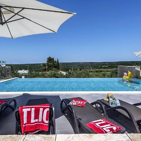 Modern With Jaccuzi In Croatia Villa