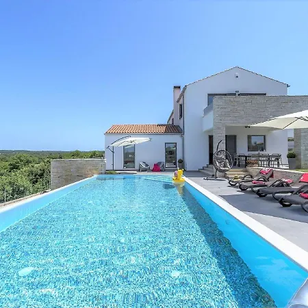 Modern With Jaccuzi In Croatia Villa *