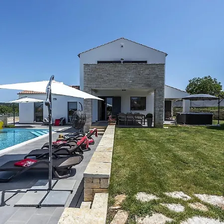 Modern With Jaccuzi In Croatia * Selina