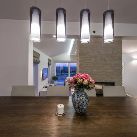 Modern With Jaccuzi In Croatia *