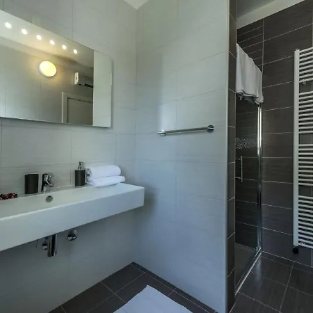 Modern With Jaccuzi In Croatia Villa Selina