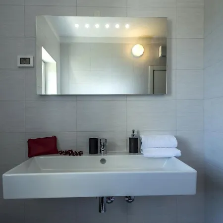 Modern With Jaccuzi In Croatia *